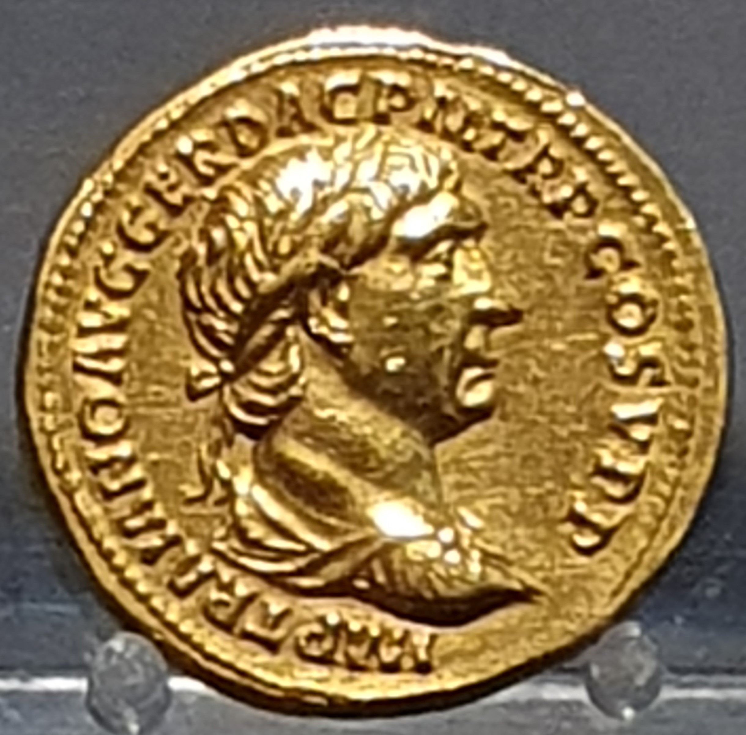 Aureus des Trajan